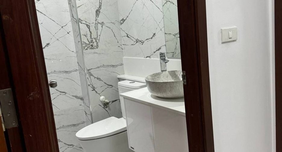 For sale 2 bedrooms condo in Pratumnak, Pattaya