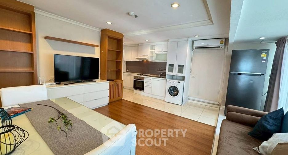 For sale 2 bedrooms condo in Watthana, Bangkok