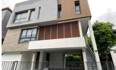 For rent and for sale 5 bedrooms house in Huai Khwang, Bangkok