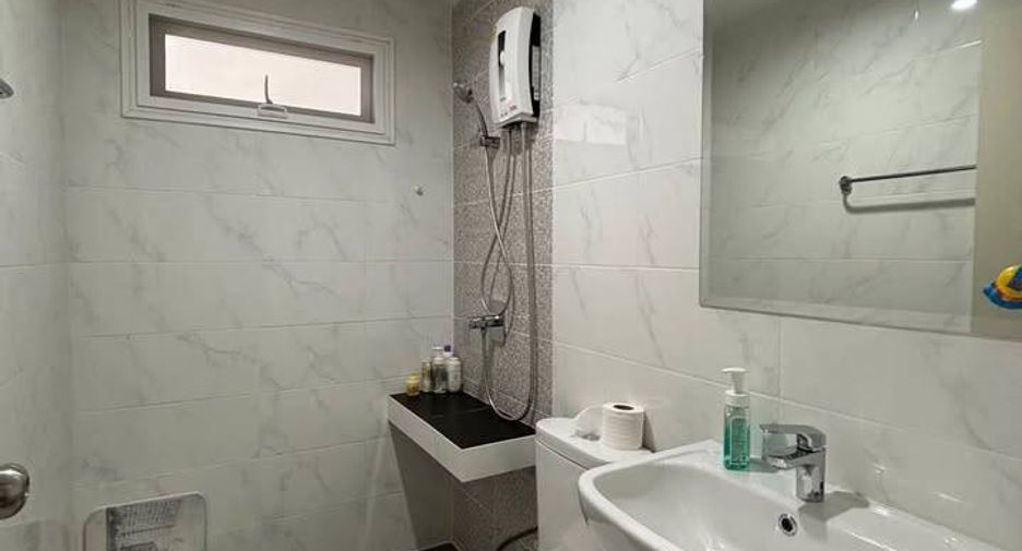 À vendre 3 chambres maison à Mueang Chon Buri, Chonburi