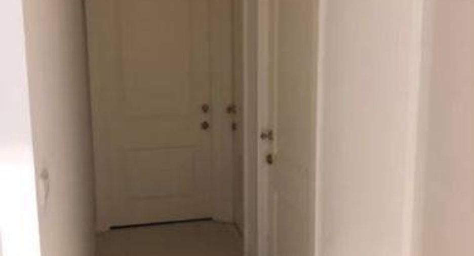 For sale 2 bedrooms condo in Pathum Wan, Bangkok