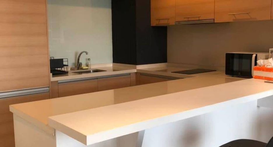 For sale 1 bed condo in Khlong Toei, Bangkok