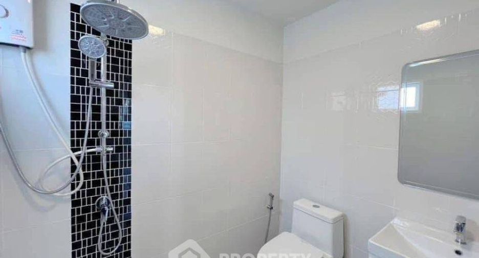 For sale 3 bedrooms house in Sai Mai, Bangkok