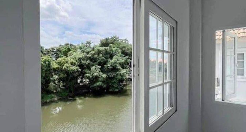 For sale 3 bedrooms house in Sai Mai, Bangkok
