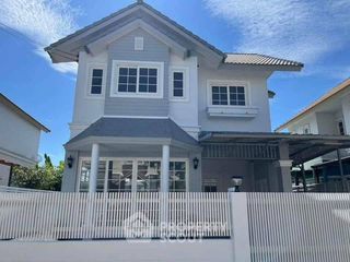 For sale 3 bedrooms house in Sai Mai, Bangkok