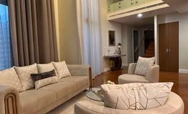 For sale 3 bedrooms condo in Khlong Toei, Bangkok