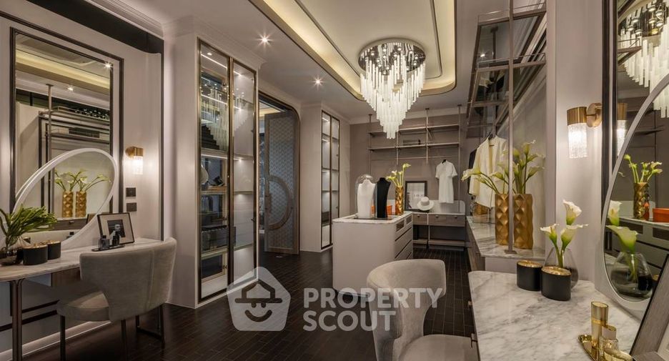 For sale 6 bedrooms house in Taling Chan, Bangkok