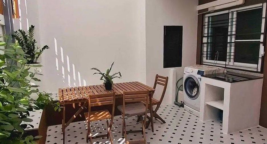 For sale 2 bedrooms townhouse in North Pattaya, Pattaya