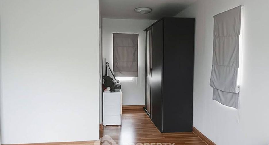 À vendre 3 chambres maison à Si Racha, Chonburi