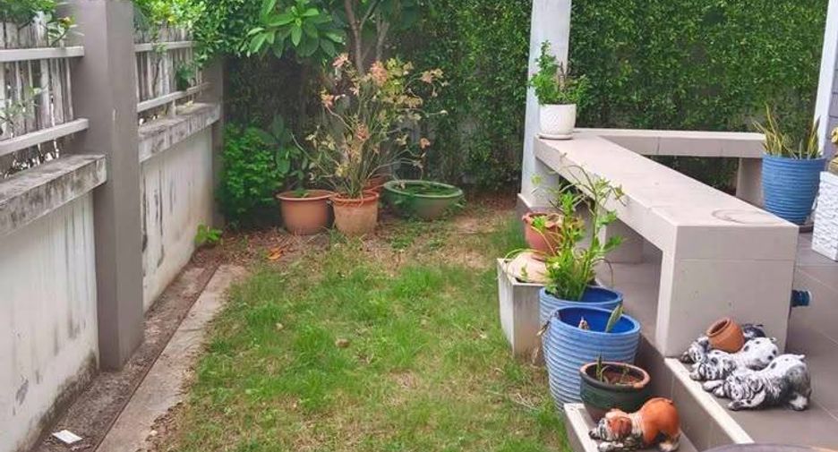 À vendre 3 chambres maison à Si Racha, Chonburi