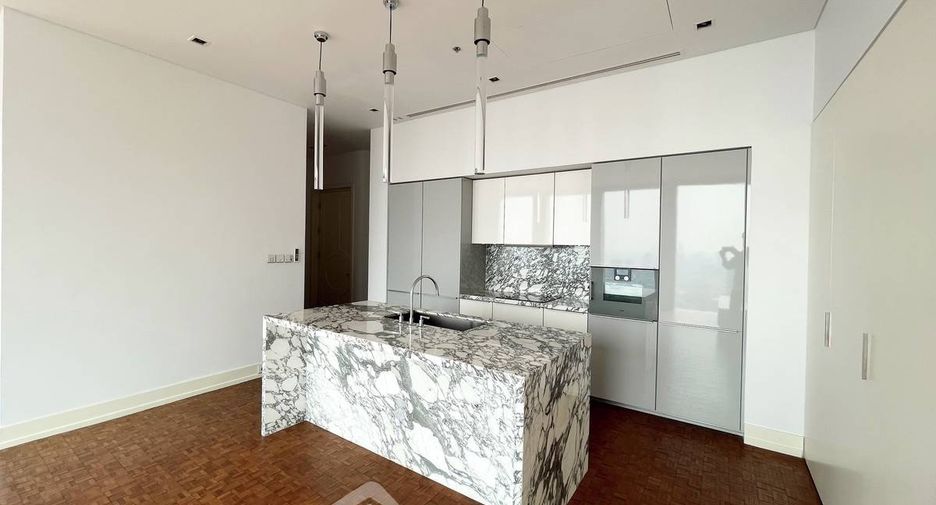 For sale 2 bedrooms condo in Sathon, Bangkok