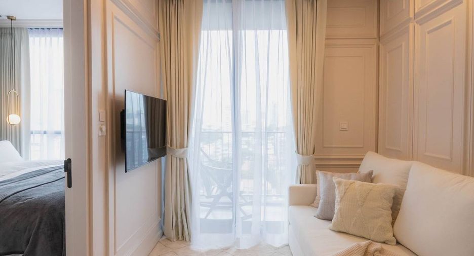 For sale 2 bedrooms condo in Khlong Toei, Bangkok