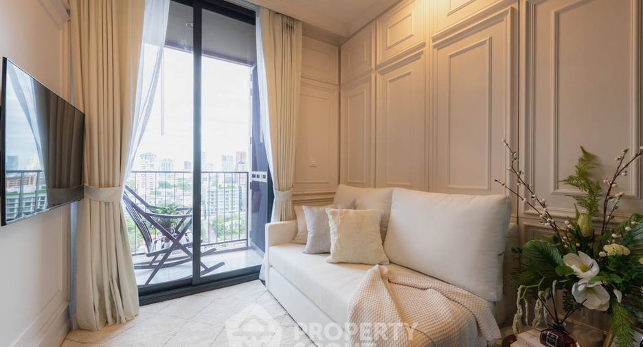 For sale 2 bedrooms condo in Khlong Toei, Bangkok