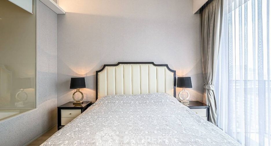 For sale 2 bedrooms condo in Watthana, Bangkok