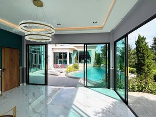 À vendre 4 chambres villa à Bang Lamung, Chonburi