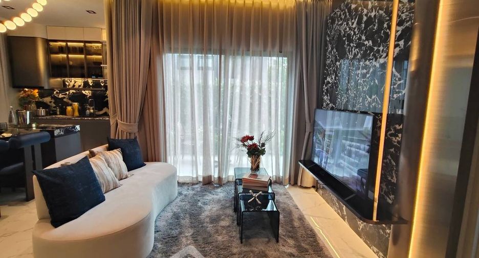 For sale 4 bedrooms house in Din Daeng, Bangkok