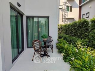 For sale 4 ベッドルーム house in Din Daeng, Bangkok