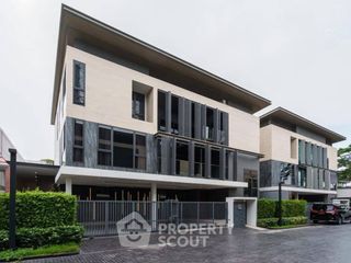 Haus zur Miete und zum Kauf mit 4 Zimmer in Prawet, Bangkok