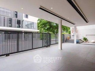 Haus zur Miete und zum Kauf mit 4 Zimmer in Prawet, Bangkok