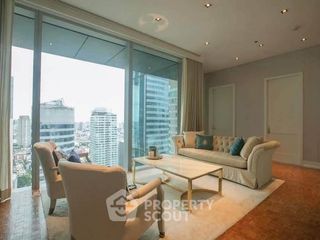 For sale 3 bedrooms condo in Sathon, Bangkok