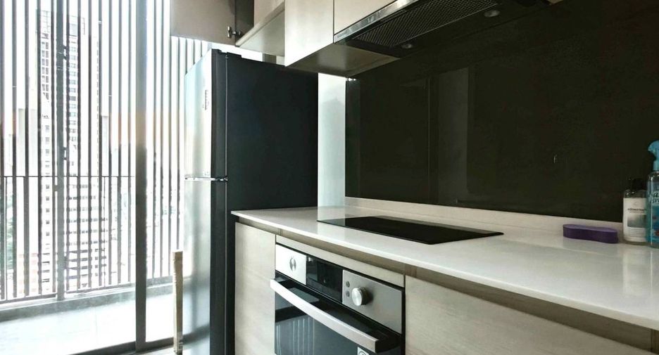For sale 1 Beds condo in Khlong San, Bangkok