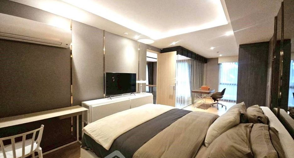 For sale 2 bedrooms condo in Watthana, Bangkok