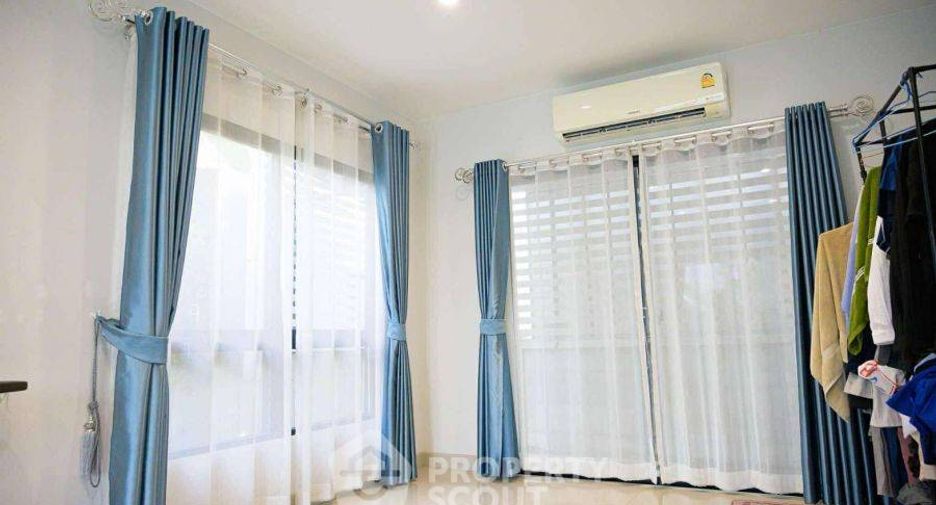 For sale 3 bedrooms house in Thung Khru, Bangkok