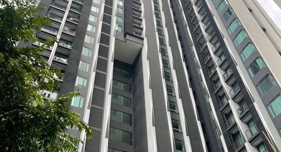 For sale 1 bed condo in Khlong Toei, Bangkok