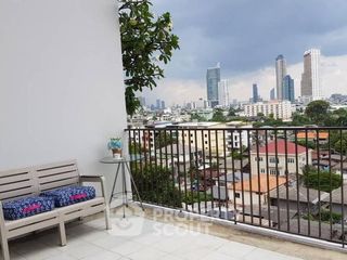 For sale 1 bed condo in Khlong San, Bangkok