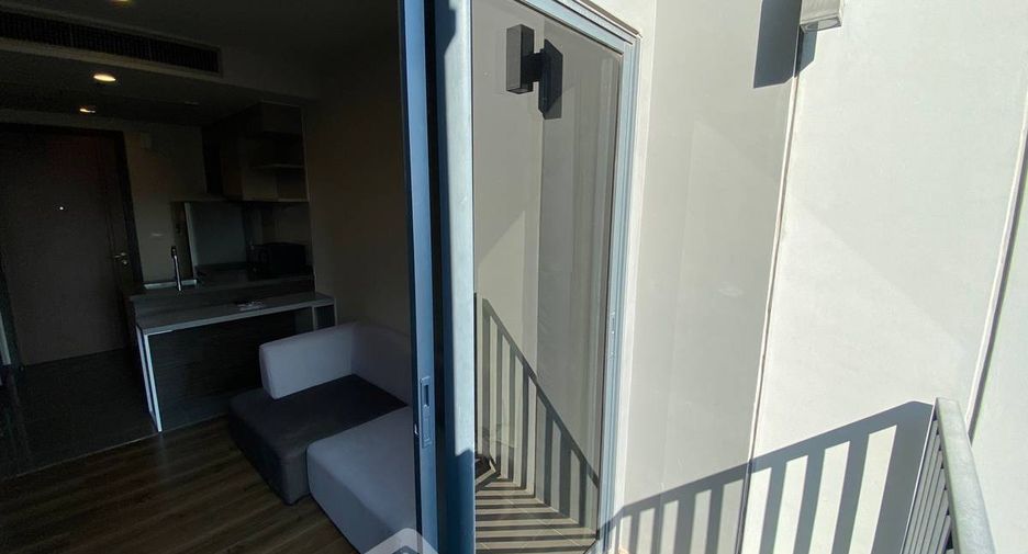 For sale 1 bed condo in Phaya Thai, Bangkok
