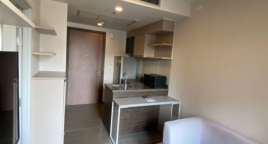 For sale 1 bed condo in Phaya Thai, Bangkok