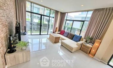 For sale 3 bedrooms house in Bang Kapi, Bangkok