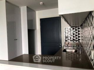 For sale 1 Beds condo in Yan Nawa, Bangkok