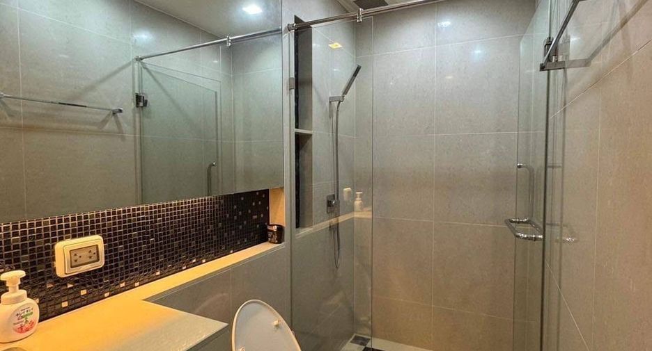 For sale 2 bedrooms condo in Sathon, Bangkok