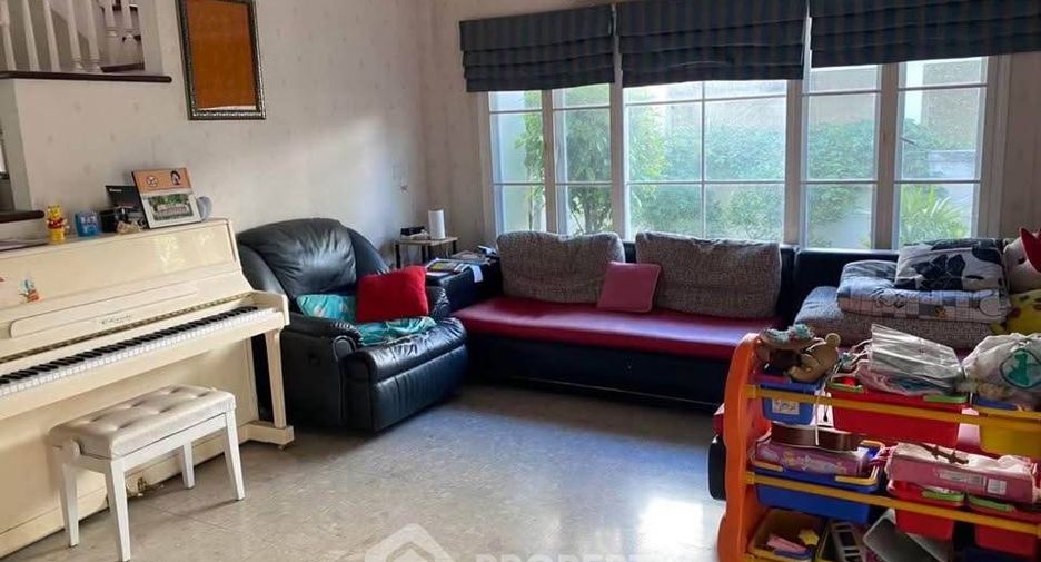 Haus zum Kauf mit 4 Zimmer in Prawet, Bangkok