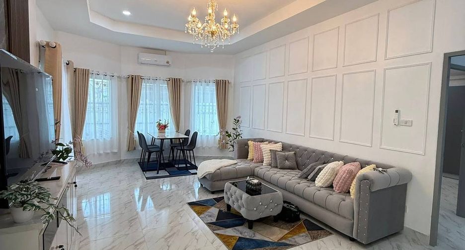 For sale 4 ベッドルーム house in Bang Lamung, Chonburi