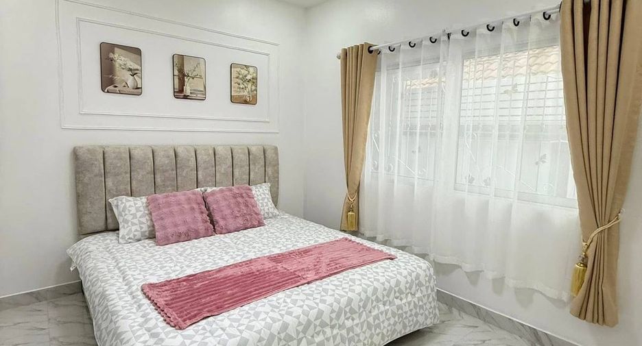 For sale 4 ベッドルーム house in Bang Lamung, Chonburi