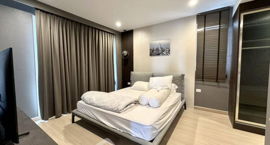 For sale 2 bedrooms condo in Yan Nawa, Bangkok