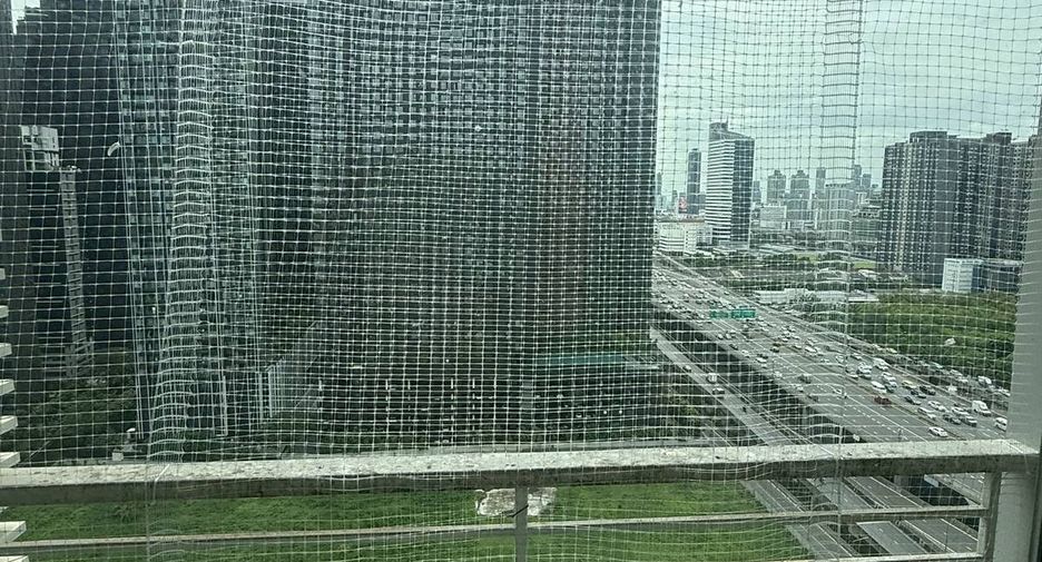 For sale 1 bed condo in Ratchathewi, Bangkok