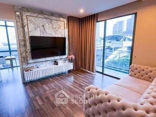 Wohnung zum Kauf mit 2 Zimmer in Phra Khanong, Bangkok