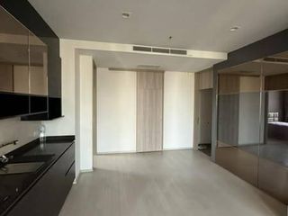 Продажа 1 кровать кондо в Патхум Щан, Бангкок
