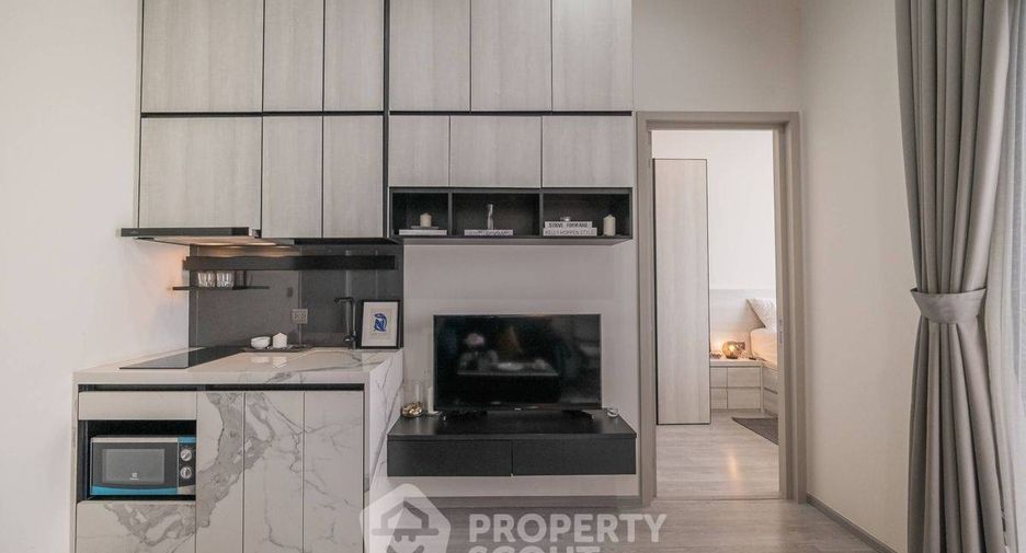 For sale 1 bed condo in Phra Khanong, Bangkok
