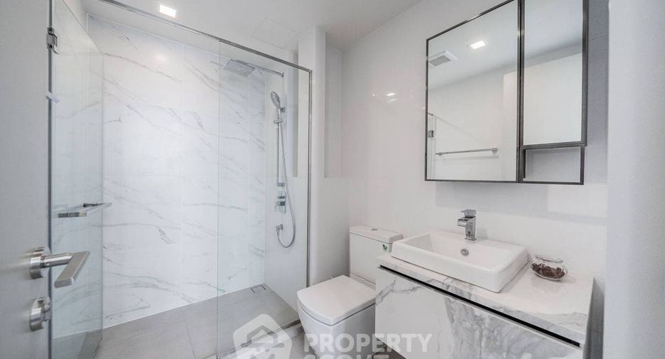 For sale 1 bed condo in Phra Khanong, Bangkok