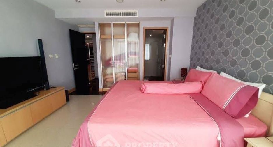 For sale 3 bedrooms condo in Sattahip, Chonburi