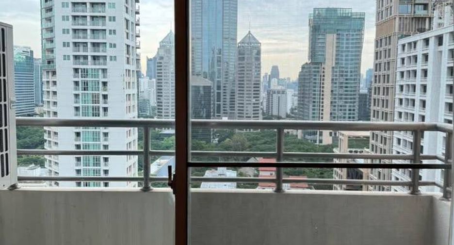 For sale 3 bedrooms condo in Pathum Wan, Bangkok