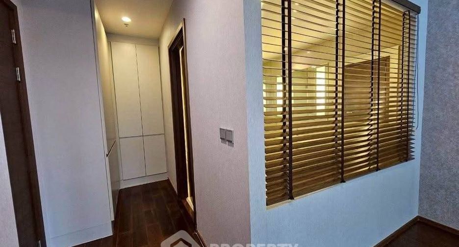 For sale 2 bedrooms condo in Watthana, Bangkok