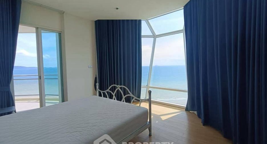 For sale 3 bedrooms condo in Jomtien, Pattaya