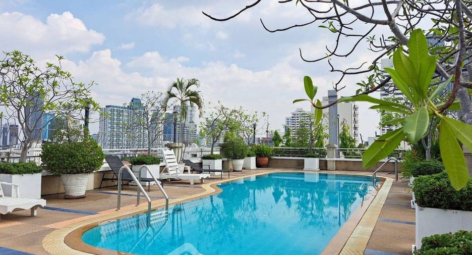 For sale 2 bedrooms condo in Watthana, Bangkok