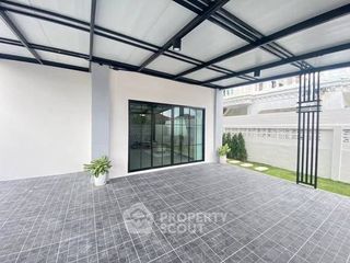Casa en venta de 4 habitaciones en Bang Lamung, Chonburi