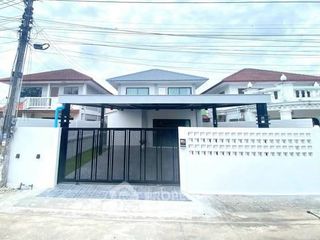 Casa en venta de 4 habitaciones en Bang Lamung, Chonburi